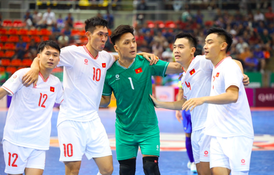 Thua ngược Uzbekistan, Việt Nam tìm vé vớt tới World Cup futsal 2024