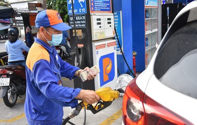 Giá xăng dầu sẽ tiến dần đến cơ chế thị trường