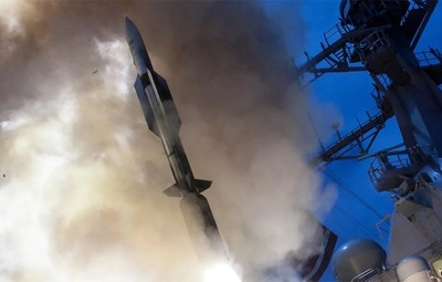 Tên lửa SM-6 chứng minh khả năng đánh chặn mục tiêu đạn đạo đáng kinh ngạc