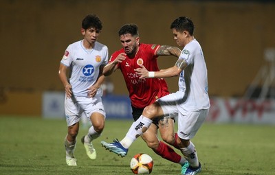 Công an Hà Nội FC thua ngược Nam Định ở trận đấu tâm điểm vòng 16 V-League