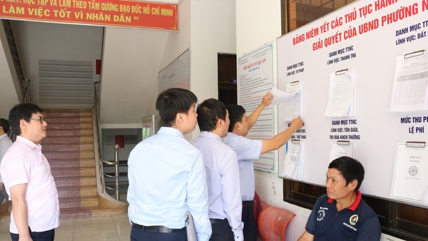 Sửa đổi, bổ sung quy định về cấp phó và thu hút người tài vào cơ quan Nhà nước
