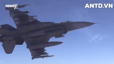 Đài Loan phô diễn tiêm kích tối tân F-16V mua từ Mỹ ảnh 13