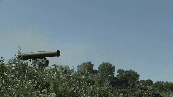 Tên lửa chống tăng 9M113 Konkurs trong tay đội săn tăng Nga tại Ukraine ảnh 4
