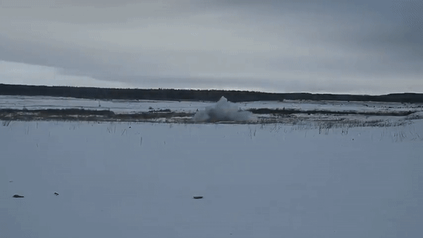 Tên lửa chống tăng 9M113 Konkurs trong tay đội săn tăng Nga tại Ukraine ảnh 10