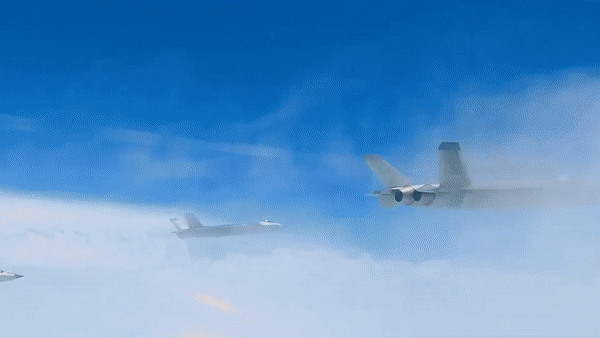 Trung Quốc đưa tiêm kích tàng hình J-20 tới eo biển Đài Loan ảnh 14