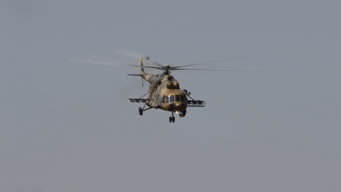 Trực thăng Mi-8 bị tên lửa phòng không vác vai bắn hạ trong xung đột tại Ukraine ảnh 21