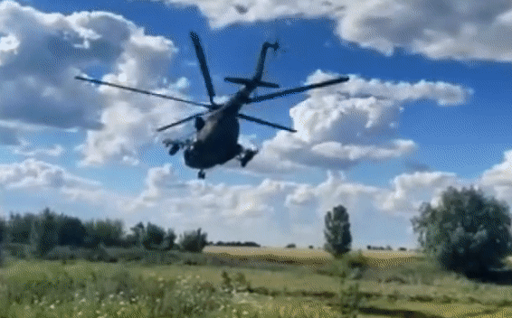 Trực thăng Mi-8 bị tên lửa phòng không vác vai bắn hạ trong xung đột tại Ukraine ảnh 19