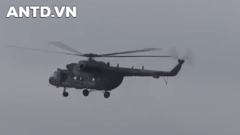 Trực thăng Mi-8 bị tên lửa phòng không vác vai bắn hạ trong xung đột tại Ukraine ảnh 18