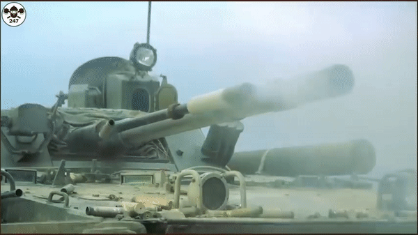Kíp xe chiến đấu bộ binh BMP-3 Nga sống sót thần kỳ dù trúng hỏa lực Ukraine ảnh 21
