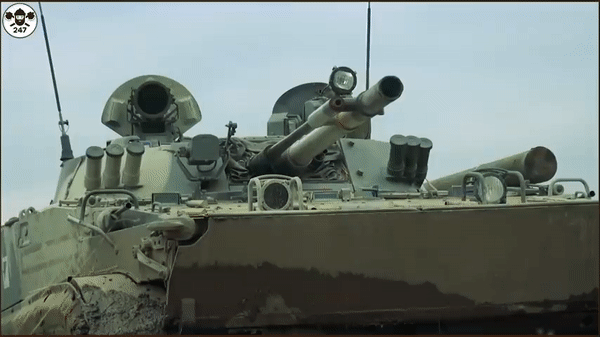 Kíp xe chiến đấu bộ binh BMP-3 Nga sống sót thần kỳ dù trúng hỏa lực Ukraine ảnh 28