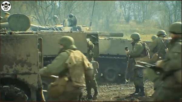 Kíp xe chiến đấu bộ binh BMP-3 Nga sống sót thần kỳ dù trúng hỏa lực Ukraine ảnh 29