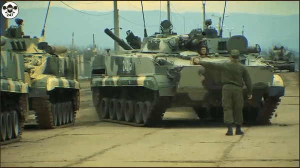 Kíp xe chiến đấu bộ binh BMP-3 Nga sống sót thần kỳ dù trúng hỏa lực Ukraine ảnh 13