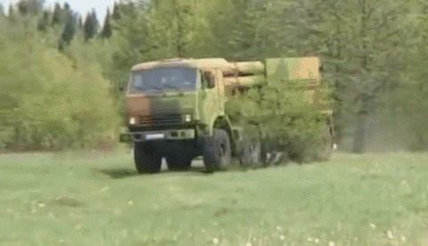 Quân đội Nga nhận loạt pháo phản lực Tornado-S, đối trọng với HIMARS của Ukraine ảnh 1