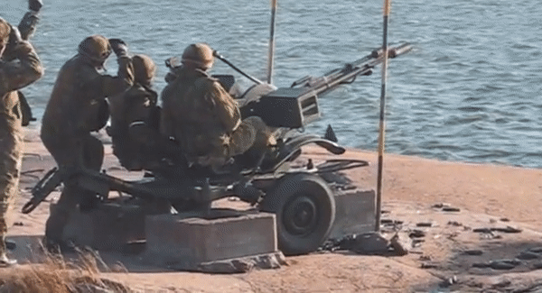 Ukraine với chiến thuật giăng lưới lửa chặn bắt trực thăng Nga ảnh 11