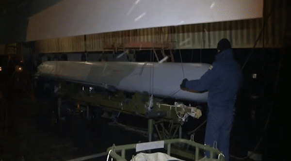 Báo Ukraine: Nga tập kích bằng tên lửa hành trình Kh-55 tháo đầu đạn hạt nhân? ảnh 5