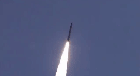 Siêu tên lửa nhanh gấp 27 lần tốc độ âm thanh của Nga lên nòng ảnh 12