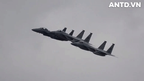 'Đại bàng bất bại' F-15 Mỹ thắng Su-35 Nga để vào biên chế Không quân Indonesia ảnh 1