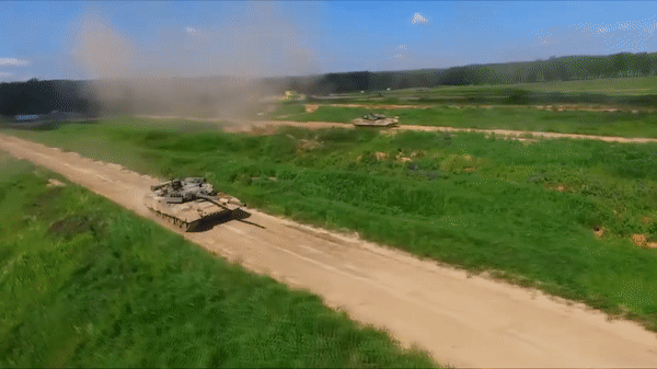 Xe tăng T-80U 'phiên bản mùa đông' được Nga tung vào Ukraine? ảnh 3