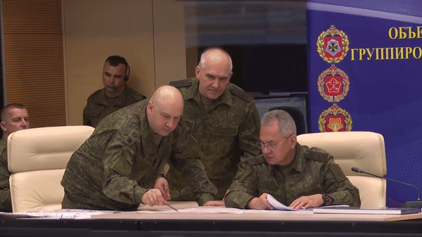 Rút khỏi Kherson, Nga tăng sức ép với tổng chỉ huy chiến dịch tại Ukraine ảnh 6