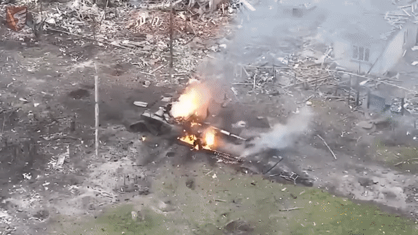 UAV tự sát Lancet của Nga khiến loạt khí tài ‘khủng’ của Ukraine bị phá hủy ảnh 28