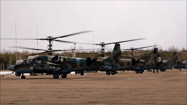 Trực thăng Ka-52 trị giá 16,2 triệu USD của Nga trúng đạn tại Ukraine? ảnh 15