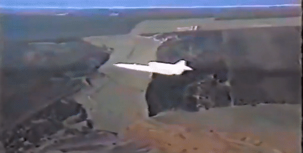 UAV khổng lồ Liên Xô tập kích sân bay, tâm điểm cáo buộc từ Nga dành cho Ukraine ảnh 11