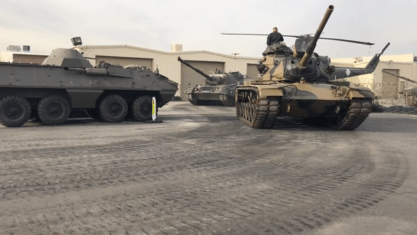 Vì sao Mỹ chế tạo xe tăng M60 cao nhất thế giới bất chấp việc dễ bị bắn hạ? ảnh 13