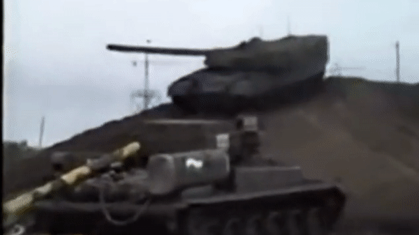 T80UM2 Black Eagle, xe tăng 'độc - lạ' của Nga  ảnh 13