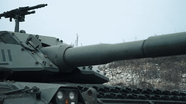 Xe tăng C1 Ariete - 'hổ thép chiến trường' đến từ Ý ảnh 19