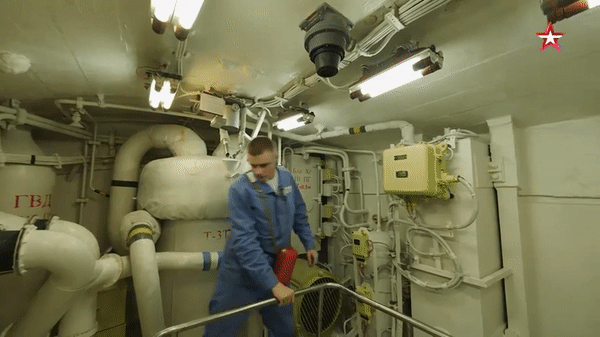 Nga bất ngờ công bố hình ảnh hiếm về lò phản ứng bên trong tàu ngầm hạt nhân ảnh 20