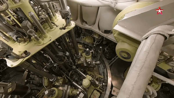 Nga bất ngờ công bố hình ảnh hiếm về lò phản ứng bên trong tàu ngầm hạt nhân ảnh 15