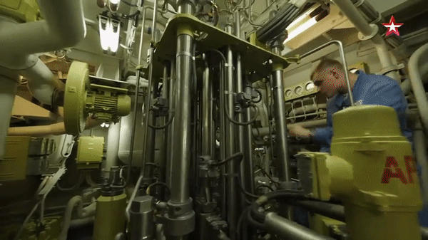 Nga bất ngờ công bố hình ảnh hiếm về lò phản ứng bên trong tàu ngầm hạt nhân ảnh 17