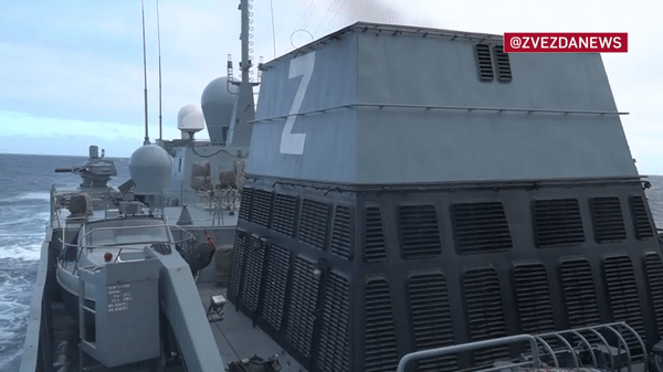 Chiến hạm tàng hình Nga diễn tập phóng tên lửa siêu thanh Zircon trên Đại Tây Dương ảnh 14