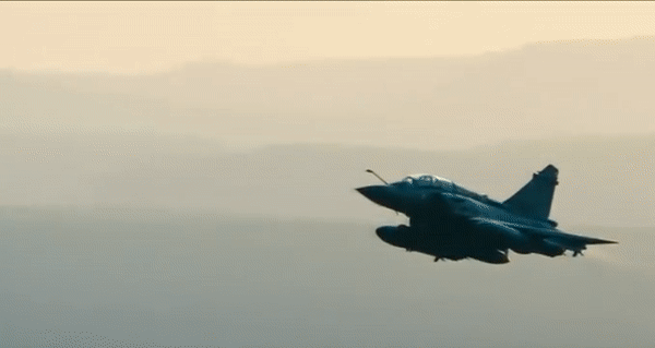 Sức mạnh tiêm kích Mirage-2000 trong không quân Ấn Độ ảnh 19