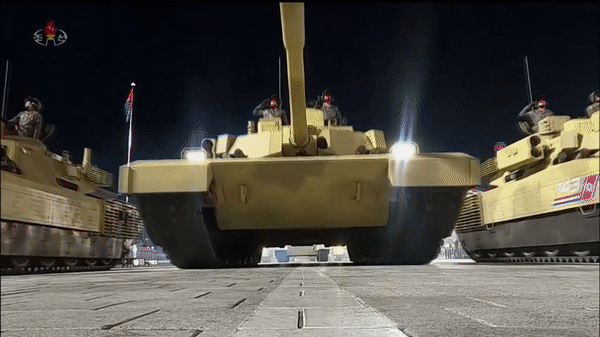 Xe tăng mới nhất của Triều Tiên mang dáng dấp của cả Nga và Mỹ ảnh 10