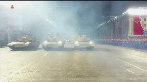 Xe tăng mới nhất của Triều Tiên mang dáng dấp của cả Nga và Mỹ ảnh 7