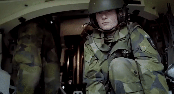 Cối tự hành CV90 Mjolner của Thụy Điển nguy hiểm cỡ nào? ảnh 16