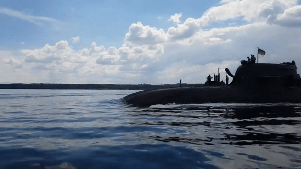 Vượt qua 'hố đen đại dương' Kilo Nga, Type-212 của Đức mới là tàu ngầm phi hạt nhân mạnh nhất  ảnh 7