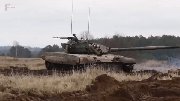 Xe tăng chủ lực PT-91 của Ba Lan 'hụt hơi trước Leopard 2 của Đức ảnh 16