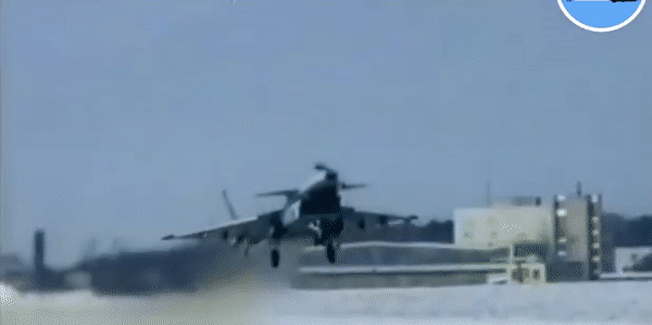 Tiêm kích MiG-1.44, chiến thần đối trọng với F-22 Raptor vì sao chết yểu? ảnh 8