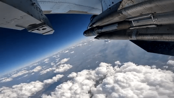 Không mua được tiêm kích F-16 Mỹ, Thổ Nhĩ Kỳ sẽ quay sang Su-35 Nga? ảnh 25
