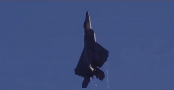 Sử dụng tên lửa AIM-9X trị giá 400.000 USD bắn hạ khí cầu, Mỹ ‘dùng dao mổ trâu giết gà’? ảnh 6