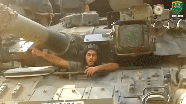 Bất ngờ với quốc gia châu Á sở hữu số lượng lớn 'xe tăng quốc bảo' Nga T-80UD ảnh 10