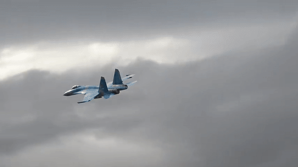 Vì sao Su-27 nằm trong số những chiến đấu cơ nguy hiểm nhất thế giới? ảnh 7