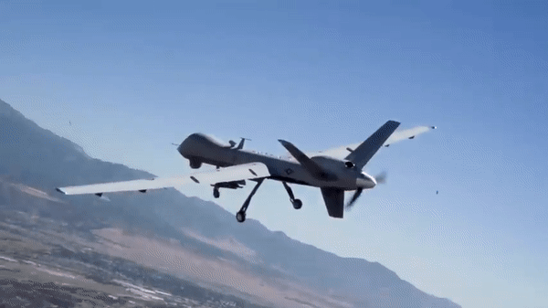 Nga đăng video tiêm kích áp sát UAV 'Thần chết' MQ-9 Mỹ ảnh 24