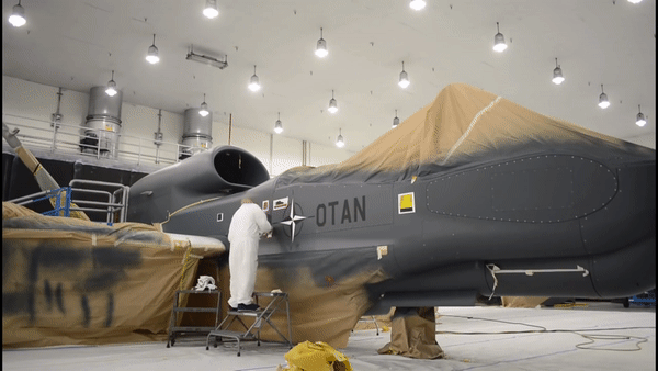 Mỹ điều UAV trinh sát RQ-4 đắt tiền hơn cả tiêm kích F-35 tới Biển Đen ảnh 15