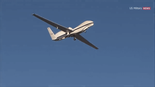Mỹ điều UAV trinh sát RQ-4 đắt tiền hơn cả tiêm kích F-35 tới Biển Đen ảnh 19