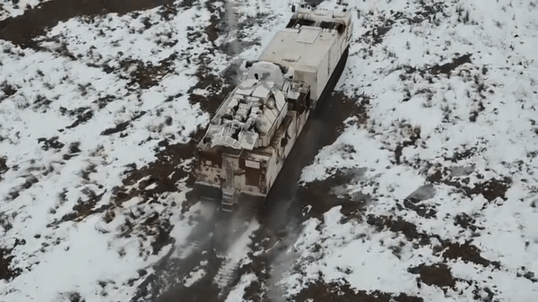 'Rồng lửa' Tor-M2DT tạo ô bảo vệ căn cứ Nga tại Bắc Cực ảnh 18