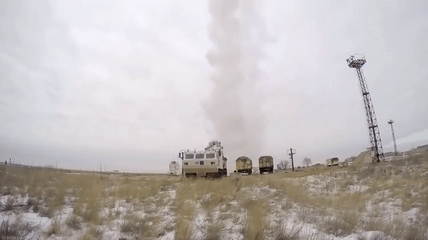'Rồng lửa' Tor-M2DT tạo ô bảo vệ căn cứ Nga tại Bắc Cực ảnh 15