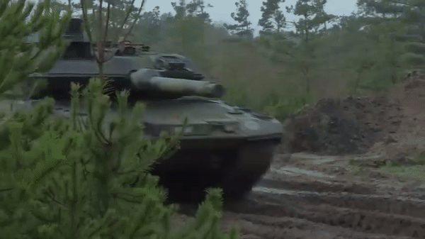 Đức chi tiền sắm phiên bản siêu tăng mạnh nhất Leopard 2A7V ảnh 12